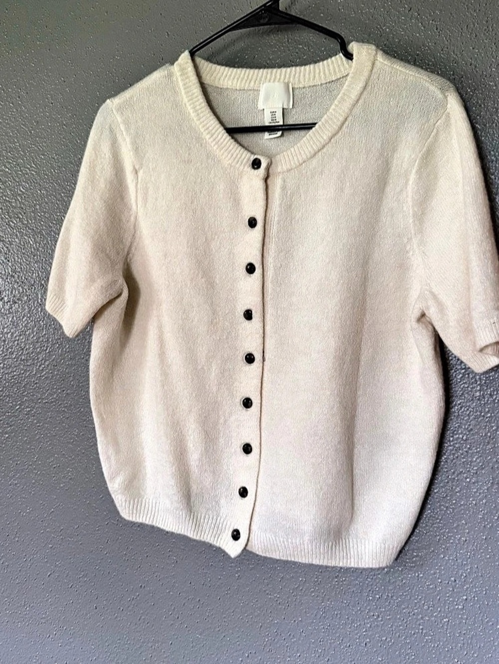 H&Medium Short-Sleeved Cardigan Cream Size Medium